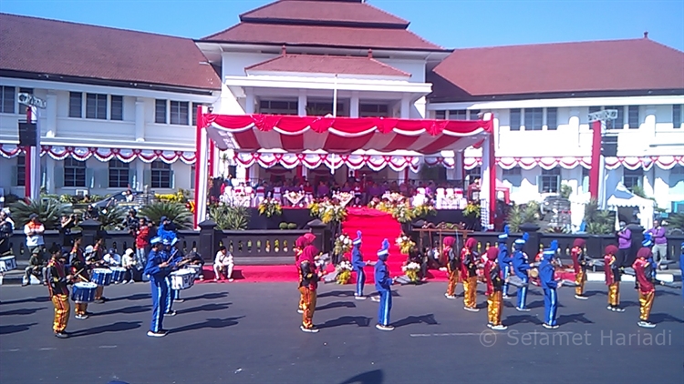 Festival Kendaraan Hias 2018 kota Malang Marching Band selamethariadi.com