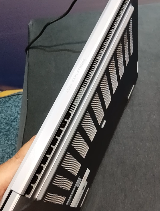 Rekomendasi Laptop untuk Kerja, ASUS ExpertBook P5 G2 (AMD) Expertcool Alur Udara selamethariadi
